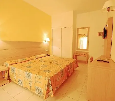 Gavimar Ariel Chico Hotel Cala D'Or